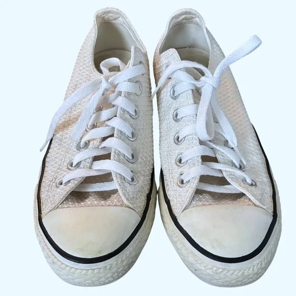 Converse All Star Textured White Sneakers Women's Sz 8 - Picture 3 of 9